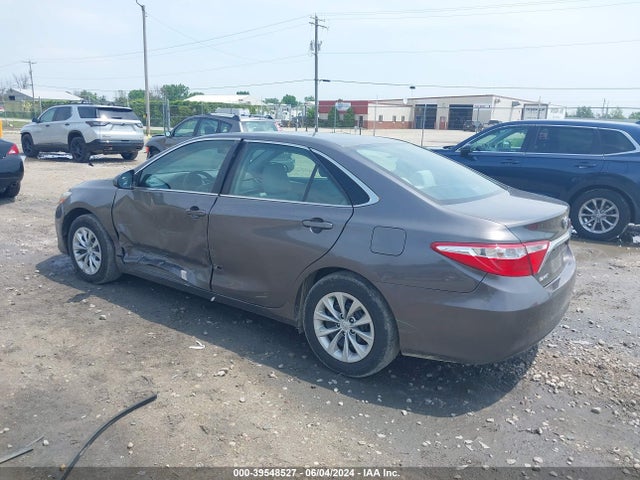 Toyota CAMRY LE 2015 4T4BF1FK5FR466967 Image 3