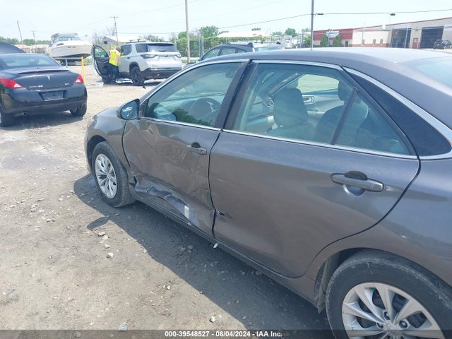 Toyota CAMRY LE 2015 4T4BF1FK5FR466967 Image 6