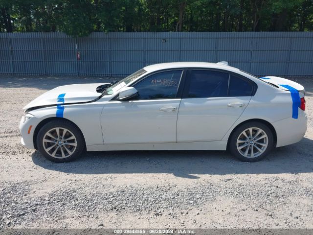 WBA8E1G5XJNU93151 BMW 320i