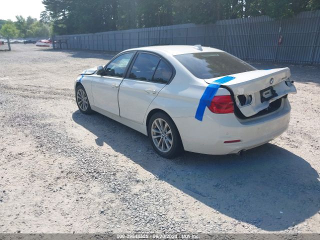 WBA8E1G5XJNU93151 BMW 320i