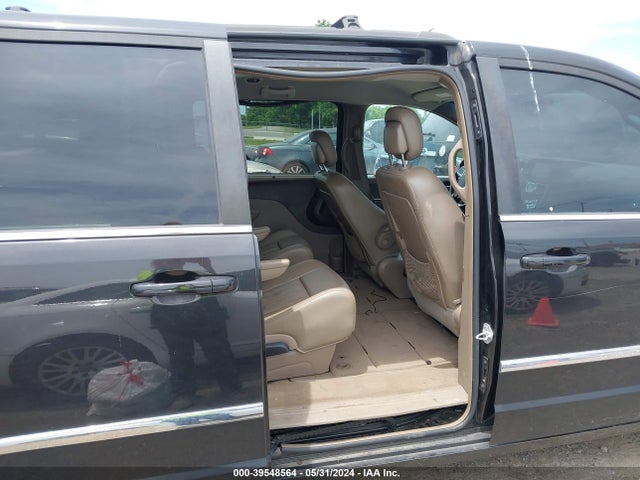 2C4RC1BG3FR554002 Chrysler Town & Country Touring