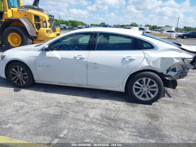 Chevrolet MALIBU LT 2018 1G1ZD5ST1JF142932 Image 22