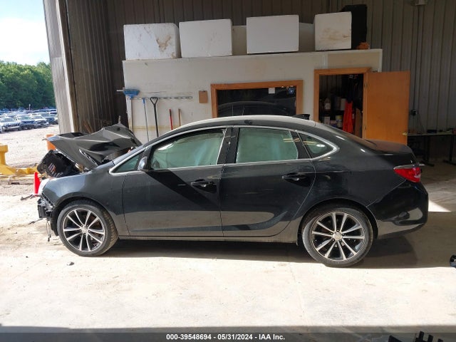 1G4PR5SK5H4107271 Buick Verano Sport Touring