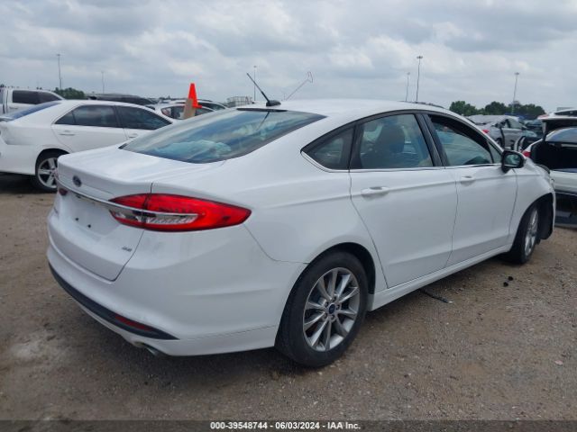 3FA6P0H71HR359043 Ford FUSION SE