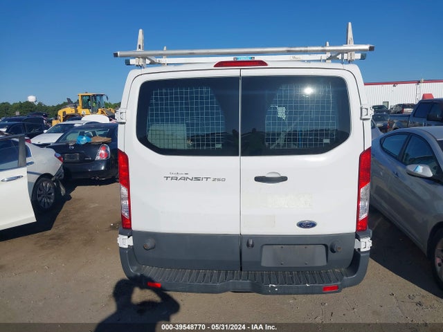 Ford Transit-250 2016 1FTYR2YM4GKA72054 Image 16