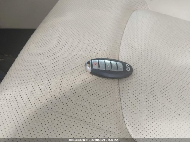 JN8AZ2AD6M9861275 Infiniti QX80 LUXE