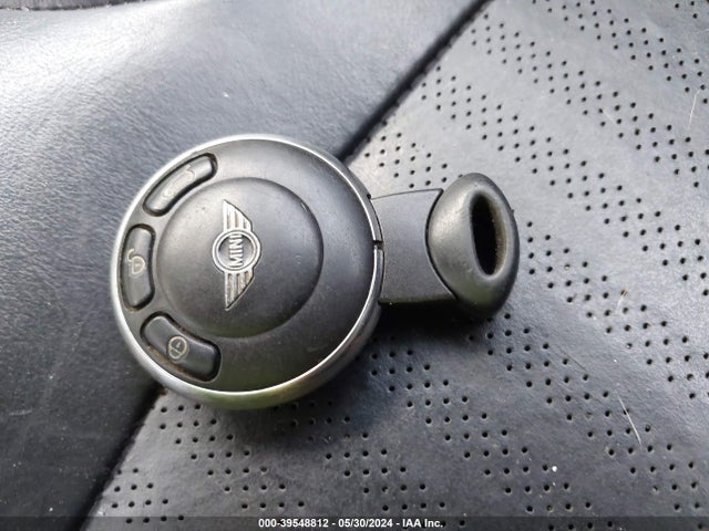 2011 MINI COOPER S WMWZP3C58BTX83675 Photo 10