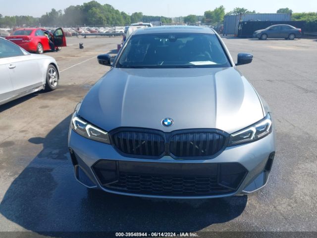 3MW69FF03R8E11810 BMW 3 Series 330i