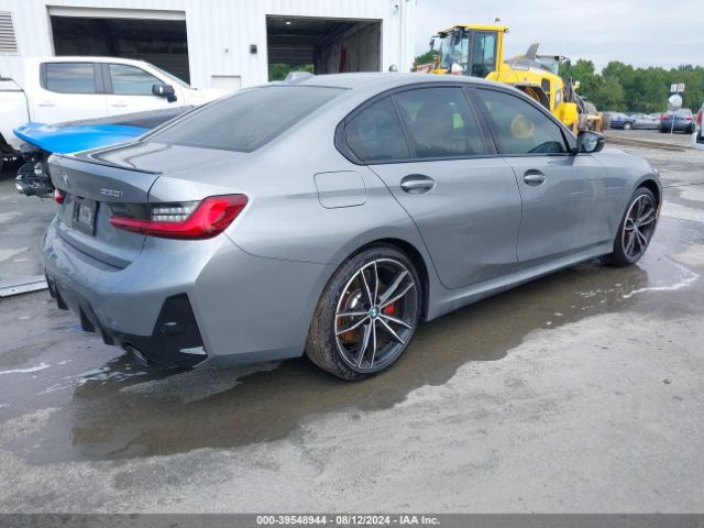 3MW69FF03R8E11810 BMW 3 Series 330i