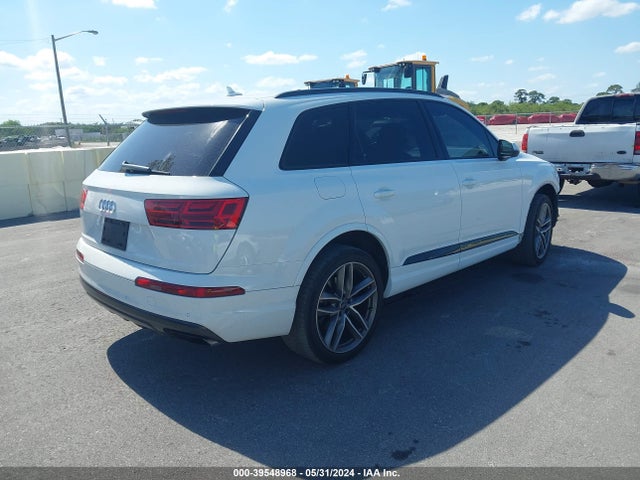 Audi Q7 3.0t Premium 2017 WA1VAAF73HD023896 Image 4