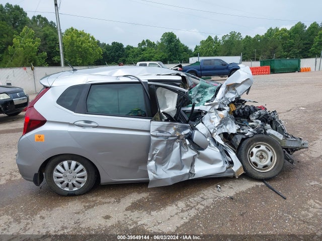 Honda FIT LX 2019 3HGGK5H41KM750568 Image 14