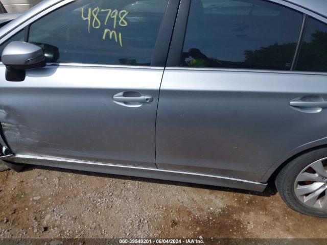 4S3BNAF61H3054770 Subaru Legacy 2.5i Premium