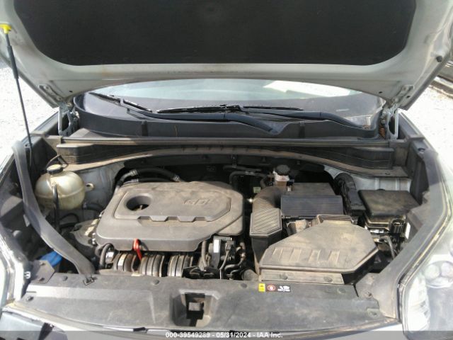 KNDPMCAC3H7269027 KIA Sportage Lx
