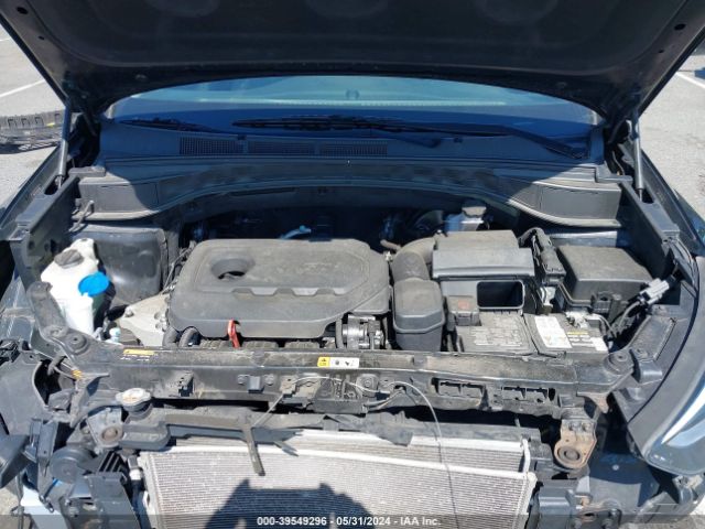 5NMZT3LB0HH040605 Hyundai SANTA FE SPORT