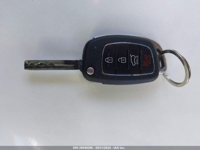 5NMZT3LB0HH040605 Hyundai SANTA FE SPORT