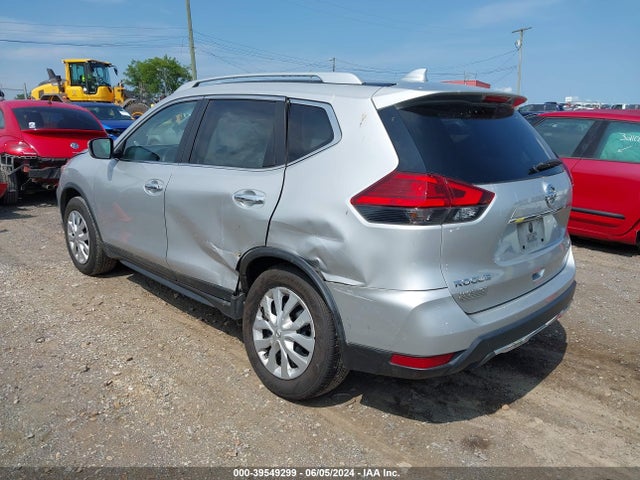 Nissan ROGUE S 2017 JN8AT2MVXHW012179 Image 3