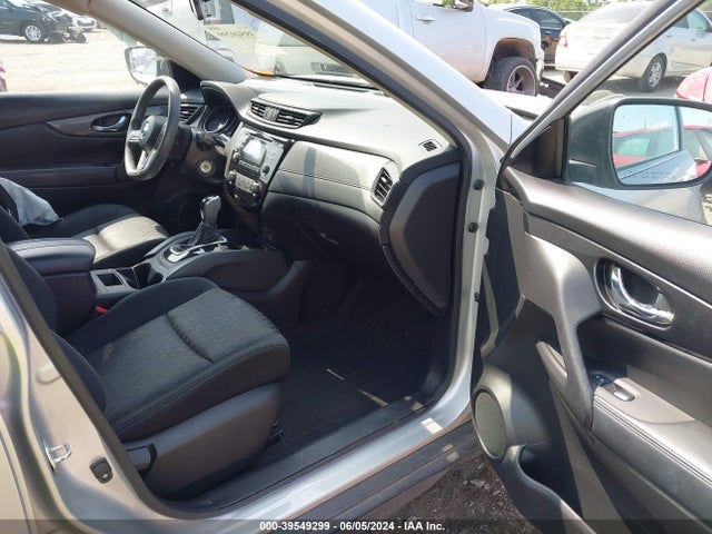 Nissan ROGUE S 2017 JN8AT2MVXHW012179 Image 5