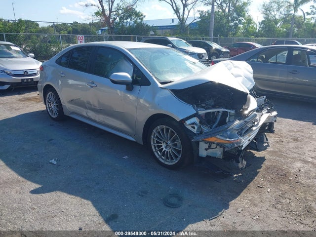 Toyota Corolla Hybrid Le 2021 JTDEAMDE9MJ034700 zdjęcie główne