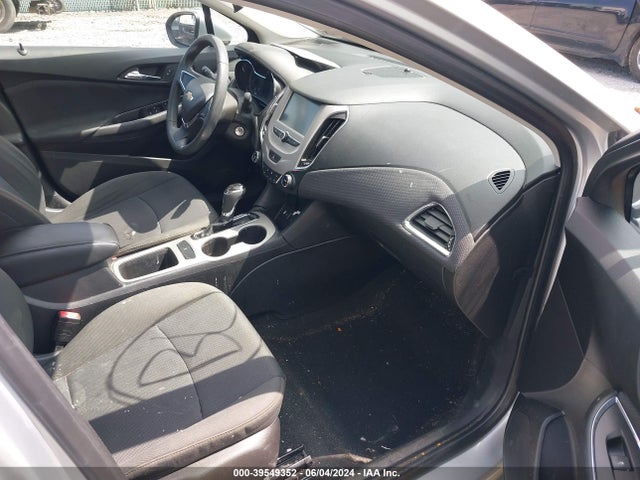 Chevrolet Cruze Ls Auto 2018 1G1BC5SM2J7143269 Image 5