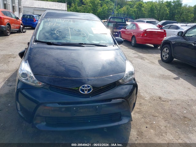 Toyota Prius V Four 2016 JTDZN3EU5GJ041766 Image 13