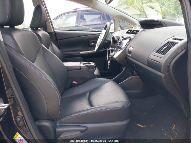 Toyota Prius V Four 2016 JTDZN3EU5GJ041766 Image 5
