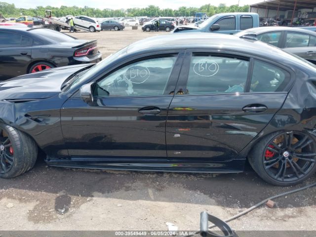 WBS83CH02NCK40035 BMW M5