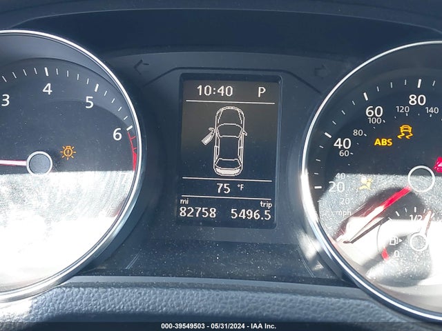 1VWAT7A34GC056364 Volkswagen Passat 1.8t R-line