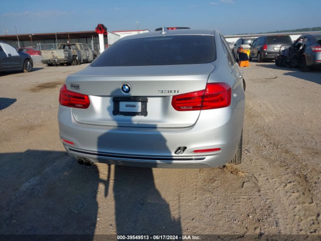 WBA8B9G30HNU53077 BMW 330I