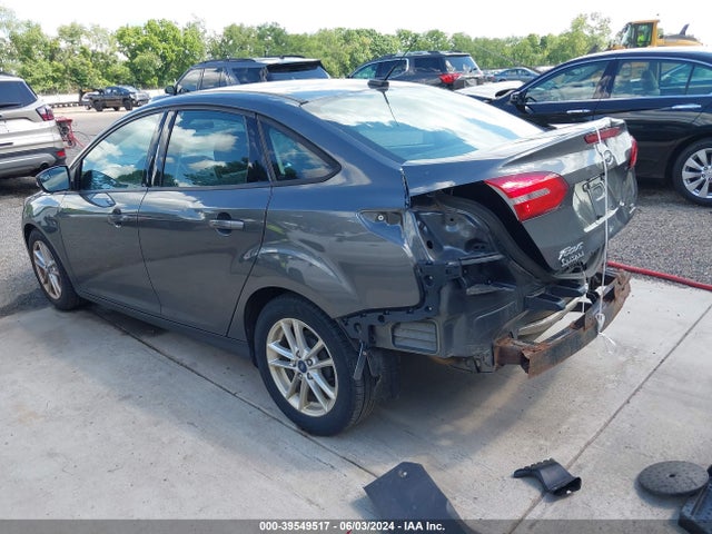 Ford FOCUS SE 2016 1FADP3F20GL390541 Image 3