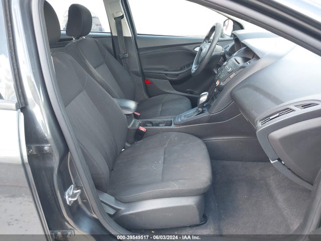 Ford FOCUS SE 2016 1FADP3F20GL390541 Image 5