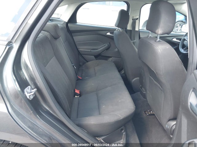 Ford FOCUS SE 2016 1FADP3F20GL390541 Image 8