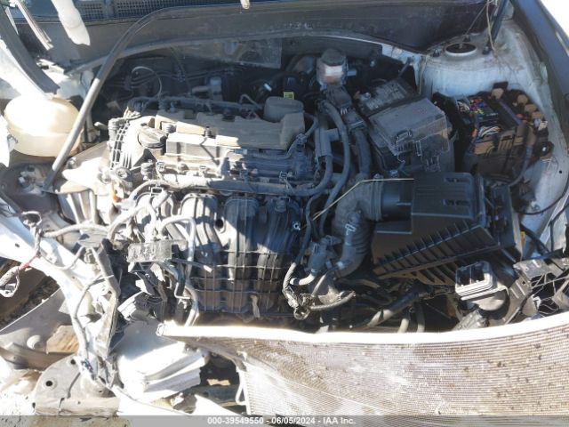 5NMS14AJ1NH376606 Hyundai Santa Fe Se