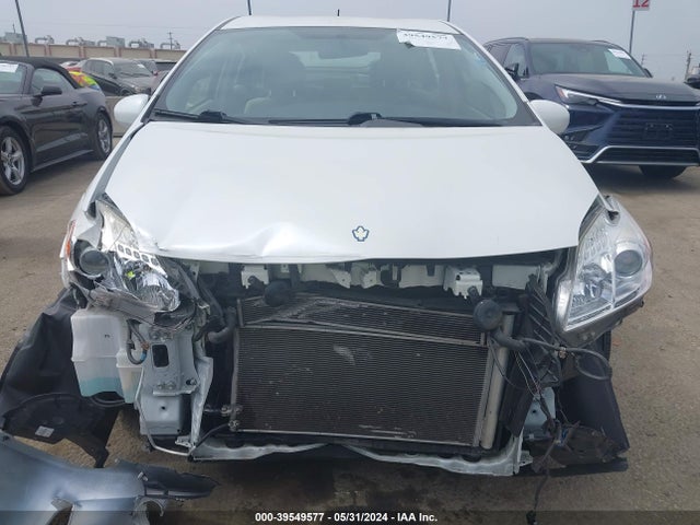 Toyota Prius Three 2015 JTDKN3DU6F0437616 Image 13