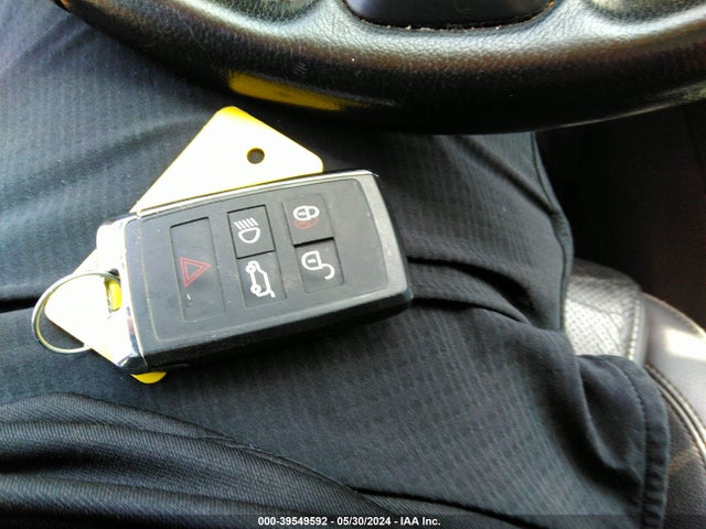 2019 JAGUAR E-PACE SADFJ2FX6K1Z42417 Photo 10