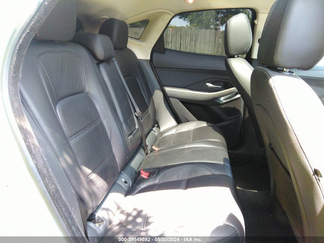 2019 JAGUAR E-PACE SADFJ2FX6K1Z42417 Photo 7