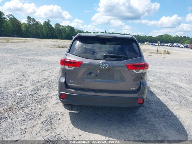 Toyota Highlander Xle 2018 5TDKZRFH7JS545756 Image 17