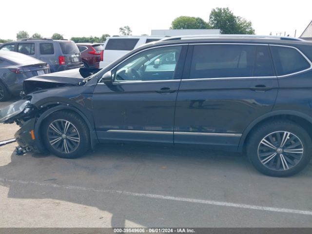 3VV2B7AX3JM108068 Volkswagen Tiguan