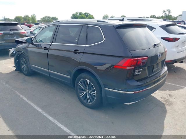 3VV2B7AX3JM108068 Volkswagen Tiguan