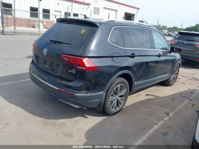 3VV2B7AX3JM108068 Volkswagen Tiguan