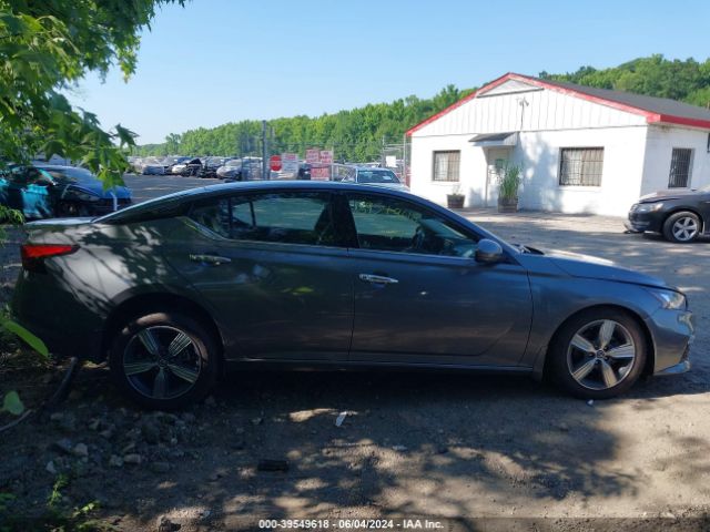 1N4BL4EWXNN423608 Nissan Altima Sl Intelligent Awd