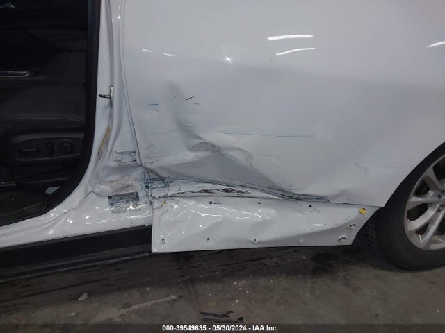 Chevrolet EQUINOX LT 2018 2GNAXSEV9J6175816 Image 6