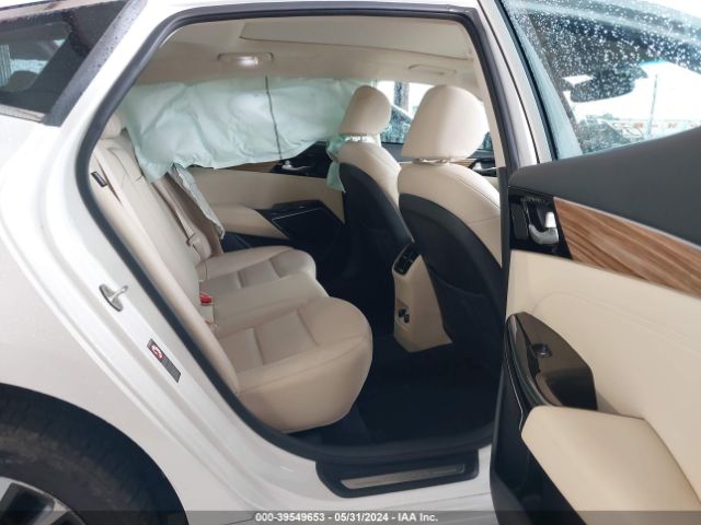 KNALC4J18J5097386 KIA Cadenza Premium