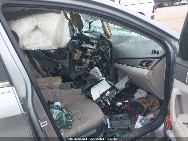Hyundai SONATA SE 2015 5NPE24AFXFH245037 Image 5