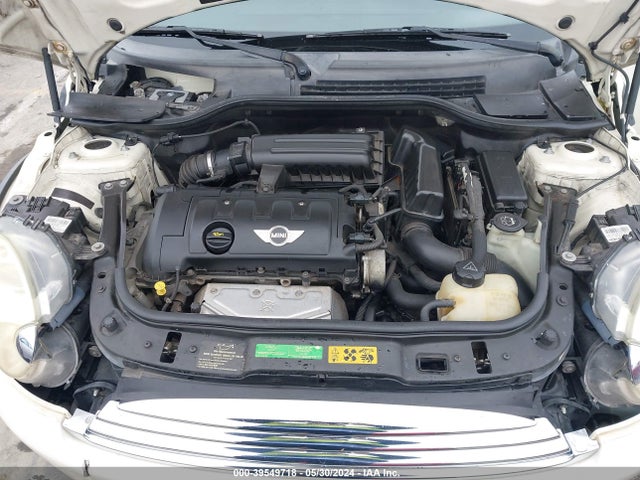 2008 MINI COOPER CLUBMAN WMWML33528TN66900 Photo 9