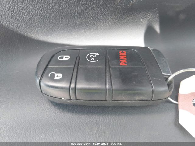 ZACNJAD16LPL05901 Jeep Renegade Limited Fwd