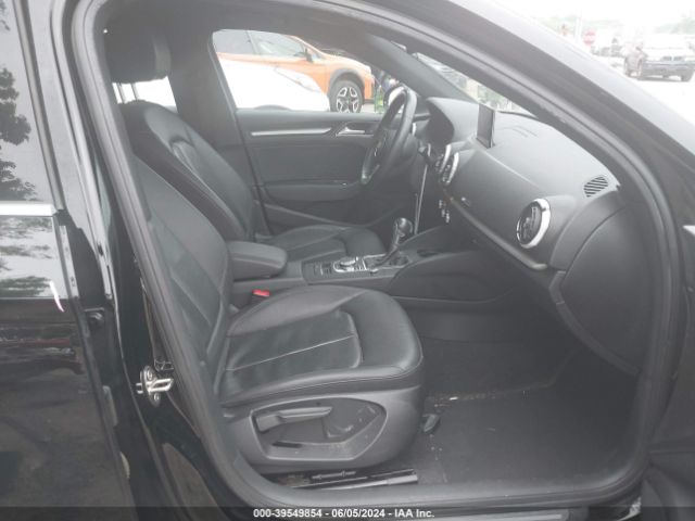 WAUAUGFF3K1012425 Audi A3 40 Premium/40 Titanium Premium