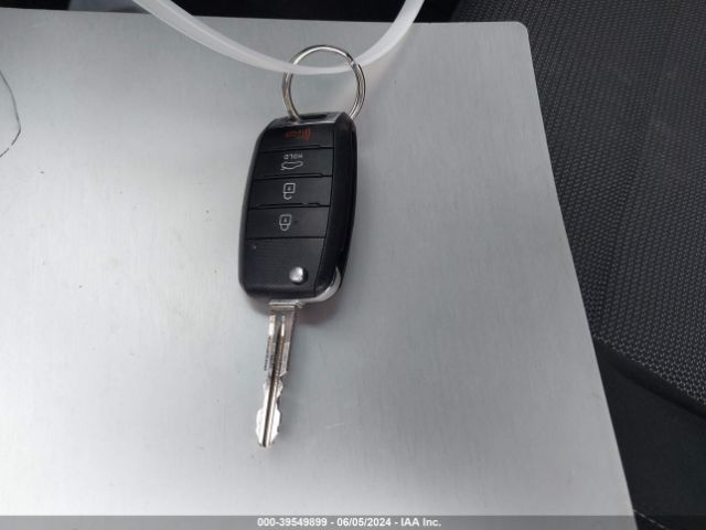3KPFK4A77JE201958 KIA FORTE LX