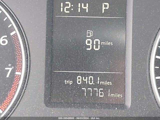 1VWAT7A34FC075527 Volkswagen Passat 1.8t Limited Edition