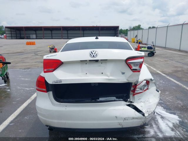 1VWAT7A34FC075527 Volkswagen Passat 1.8t Limited Edition