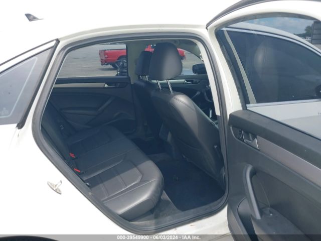 1VWAT7A34FC075527 Volkswagen Passat 1.8t Limited Edition